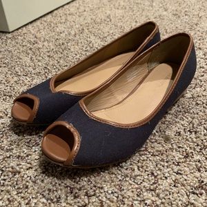 Bass size 8.5 women’s wedges